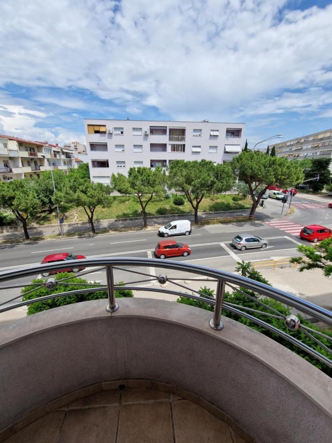Apartment Split Karoglan Exterior photo