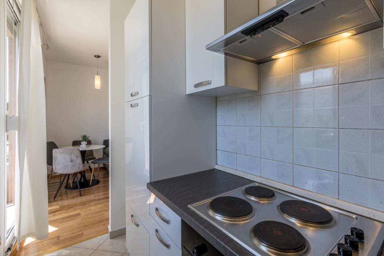 Apartment Split Karoglan Exterior photo